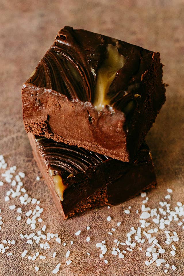 Dark Chocolate Sea Salt Caramel Fudge 8oz