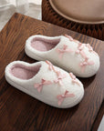 Ribbed Bow Decor Plush House Slipper: White / 6(37)