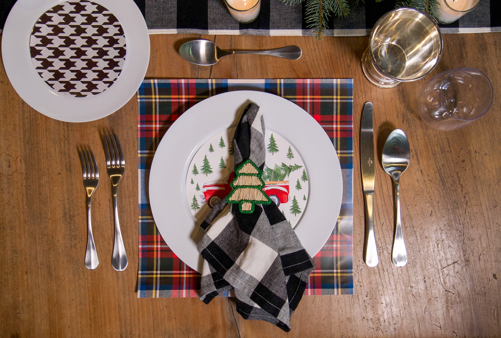 Dinner Plate Paper Accent