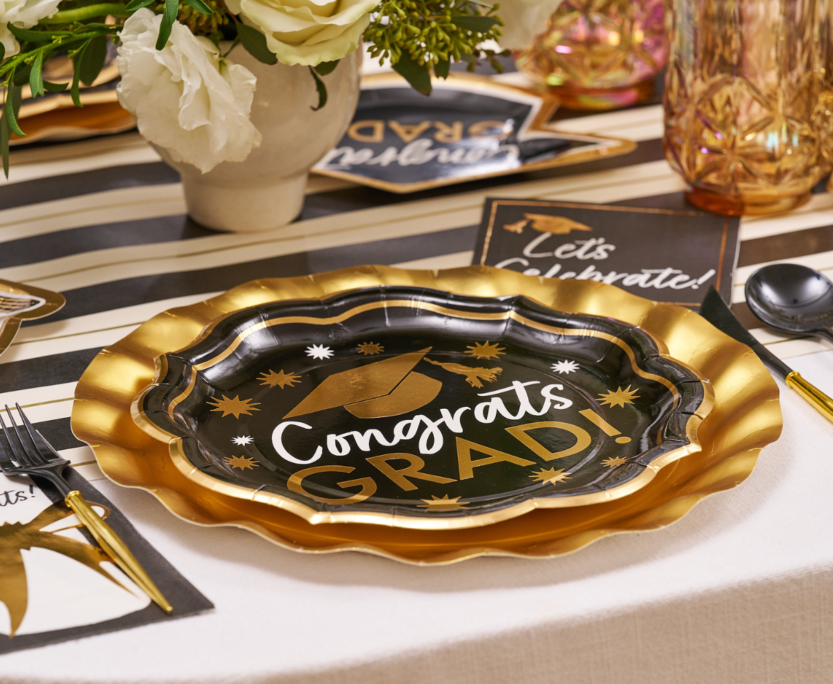 Classic Grad Dinner Plates
