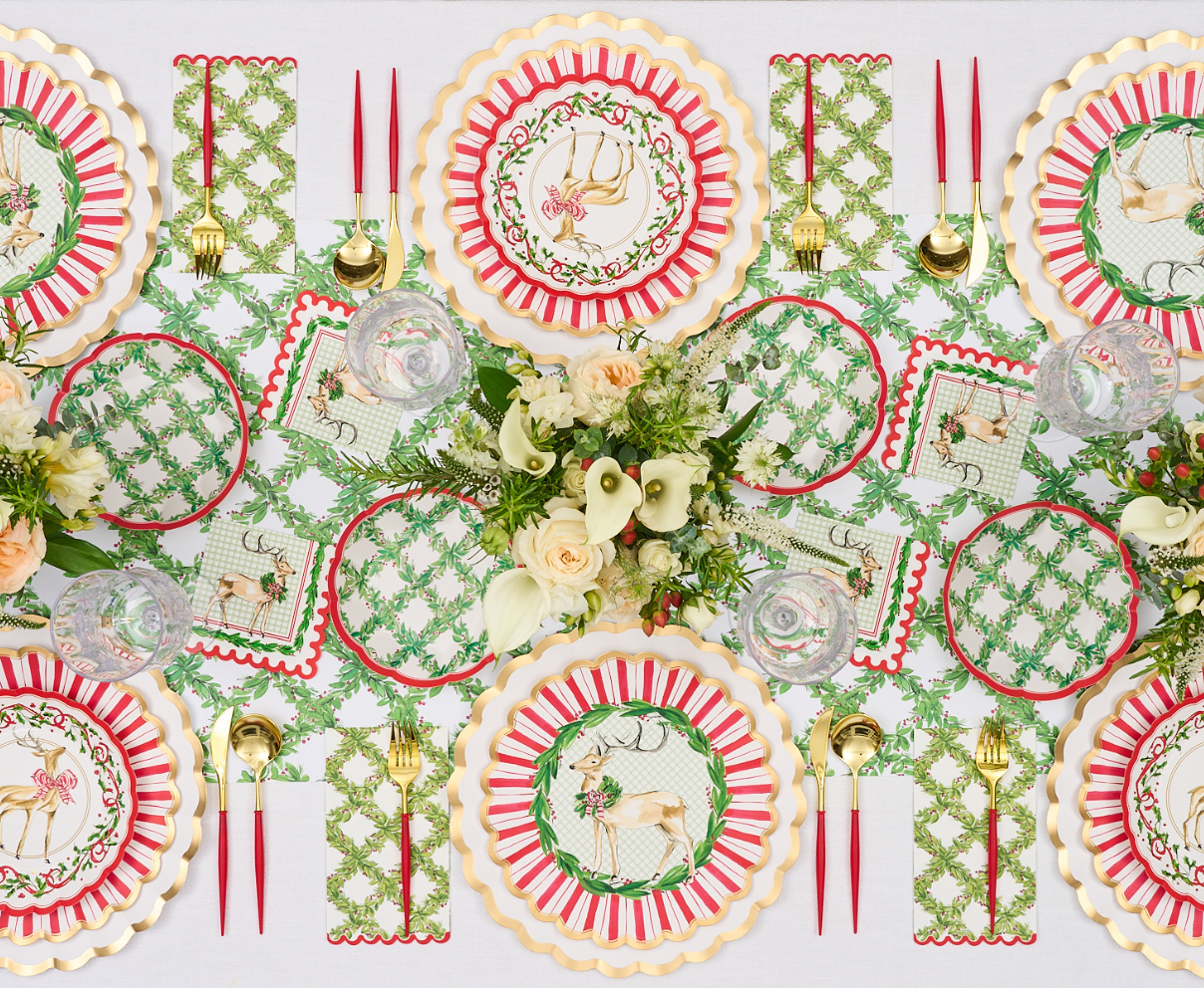 Holly Berry Dinner Plates, 8pk