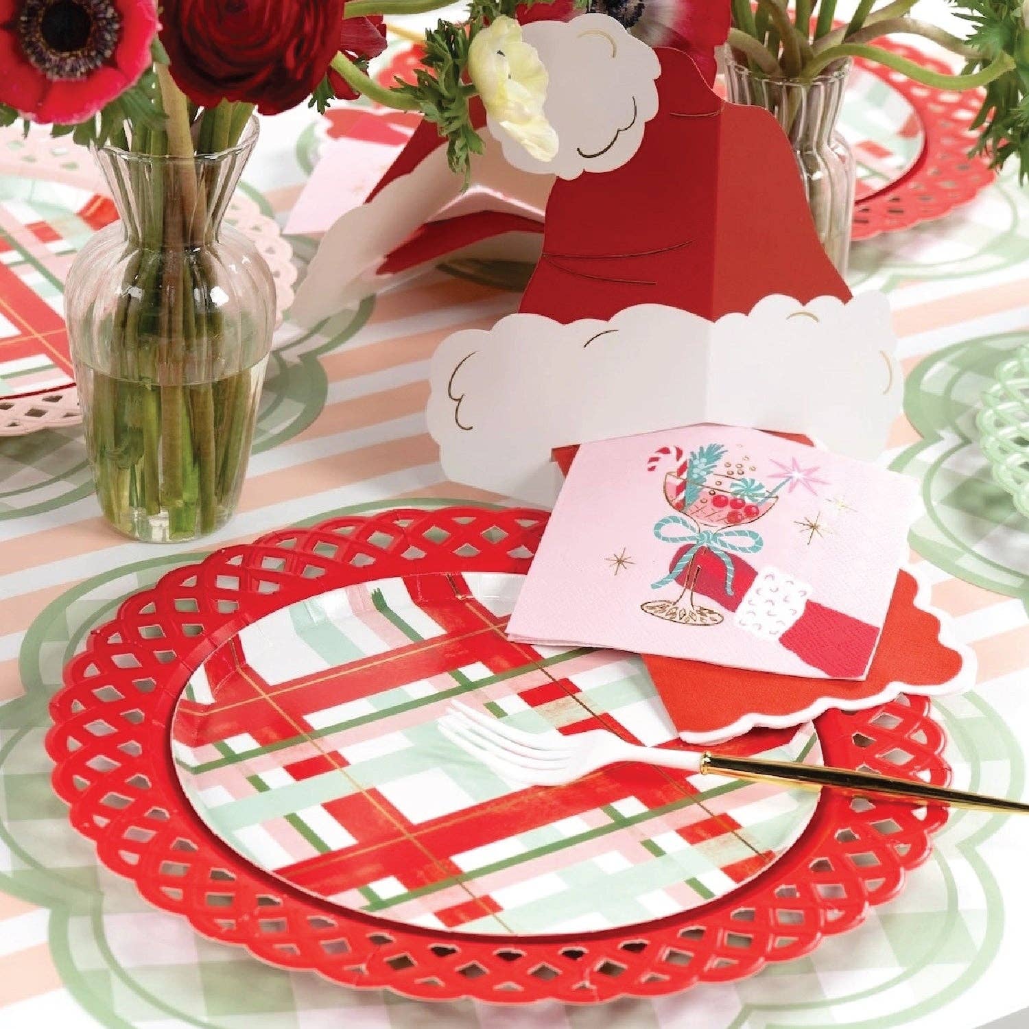 Red Basketweave Dinner Paper Plates