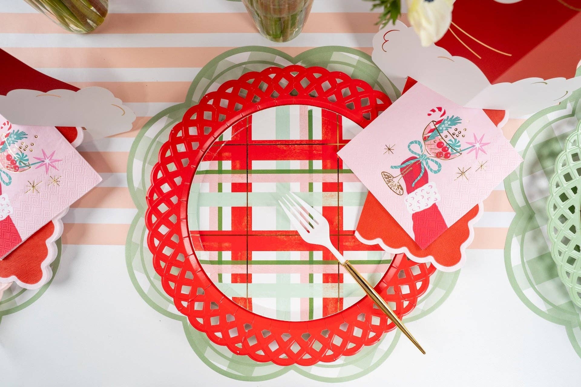 Red Basketweave Dinner Paper Plates